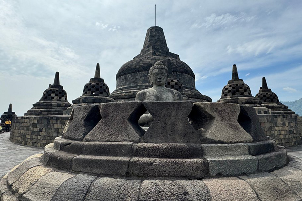 Half-day Borobudur Temple Tour