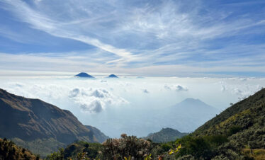 Borobudur Tour and Mount Merbabu